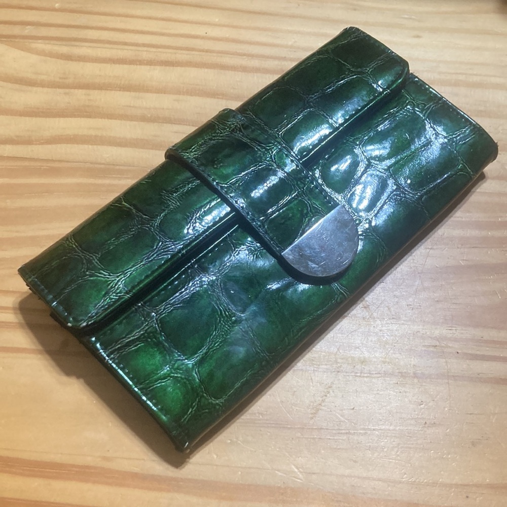 ❤️ Faux Croc Skin Wallet - Picture 2 of 6